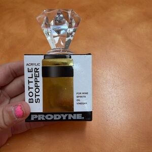 Prodyne Clear Acrylic Bottle Stopper